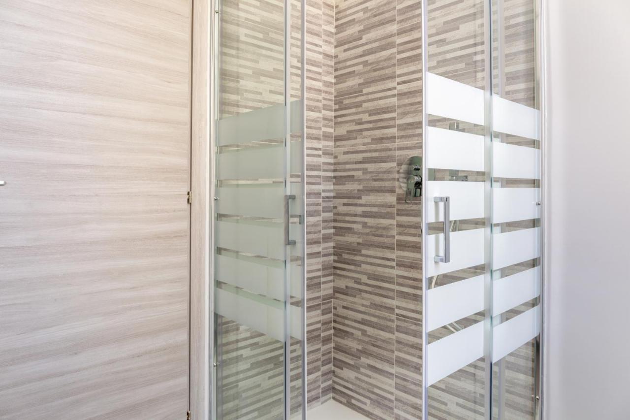 Newly Renovated Loft Near Centrale Милано Екстериор снимка