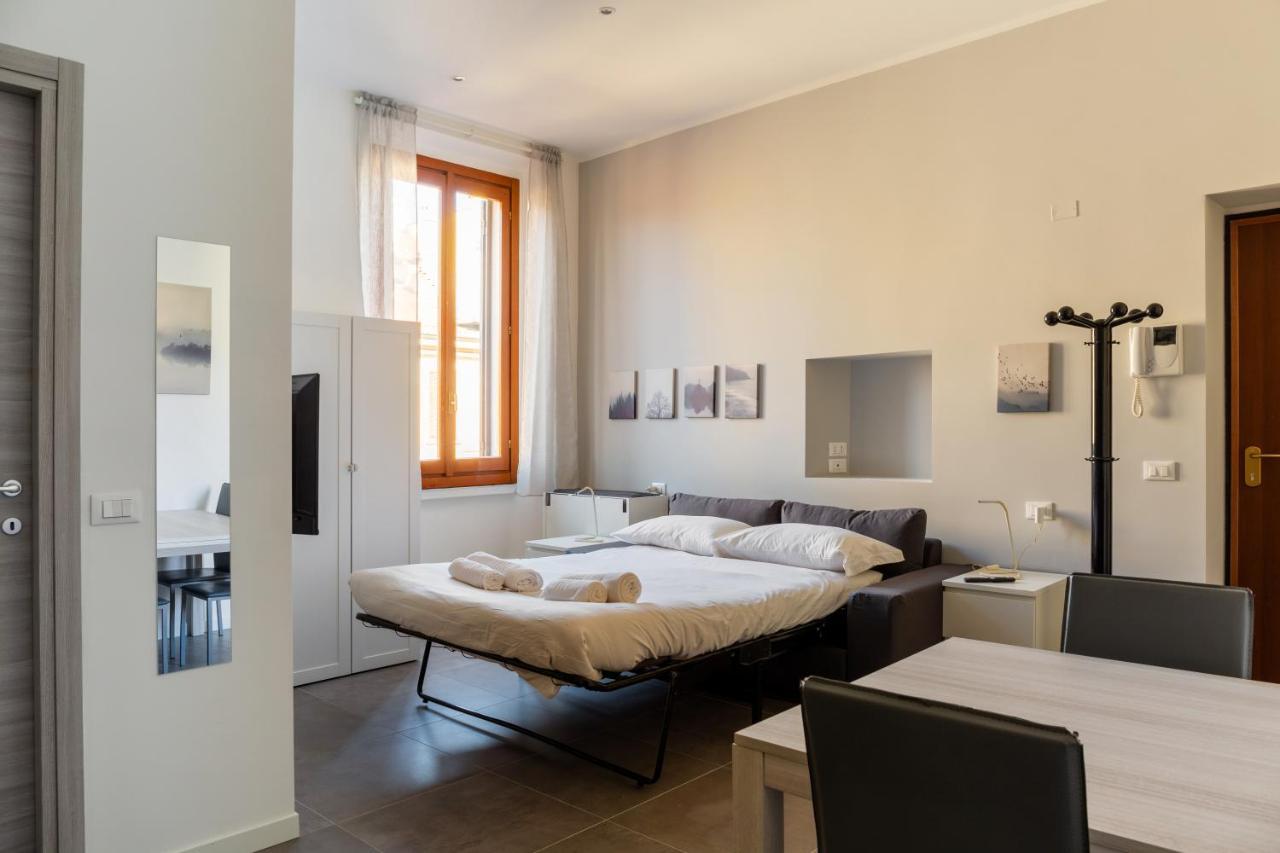 Newly Renovated Loft Near Centrale Милано Екстериор снимка