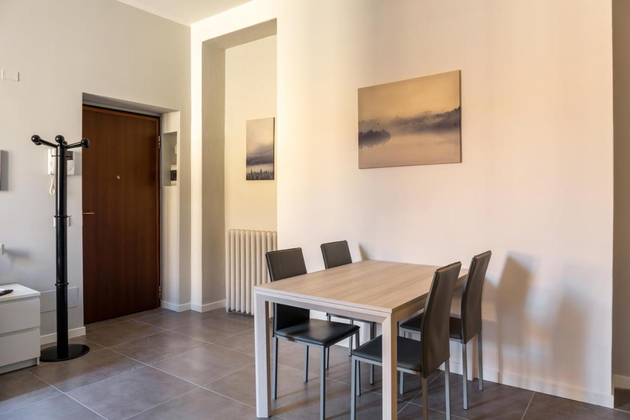 Newly Renovated Loft Near Centrale Милано Екстериор снимка
